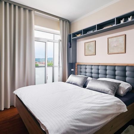 Apartman Residence Moser 1504 การ์โลวีวารี ภายนอก รูปภาพ