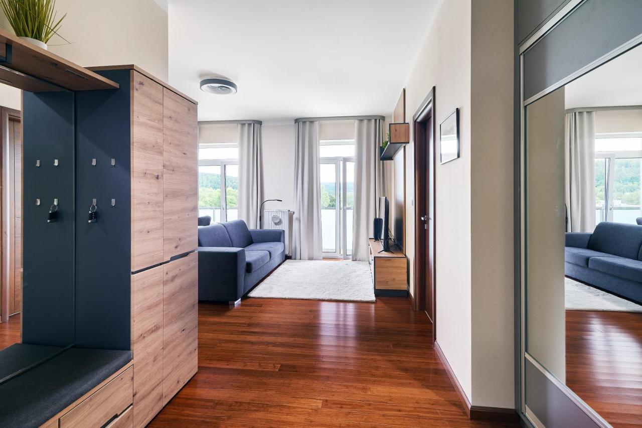 Apartman Residence Moser 1504 การ์โลวีวารี ภายนอก รูปภาพ