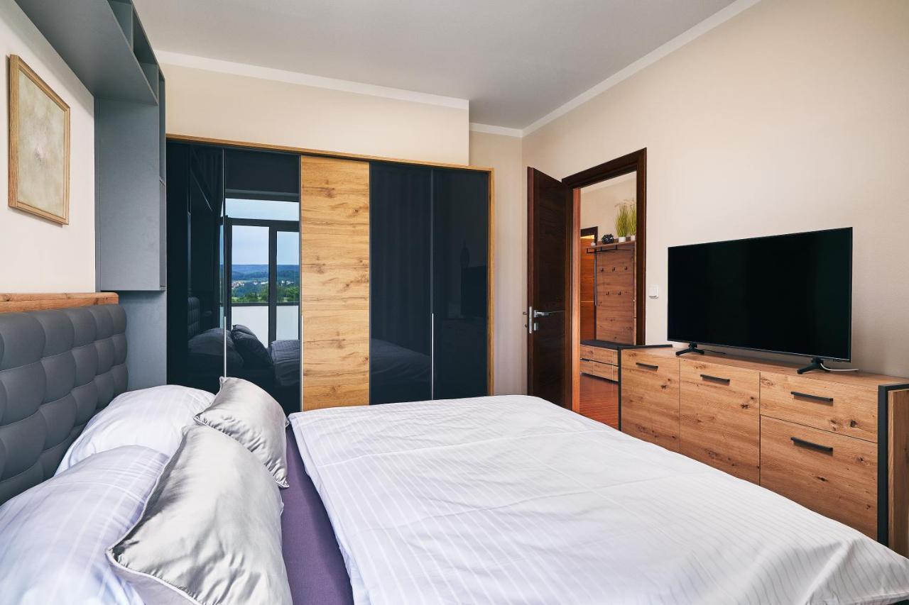 Apartman Residence Moser 1504 การ์โลวีวารี ภายนอก รูปภาพ